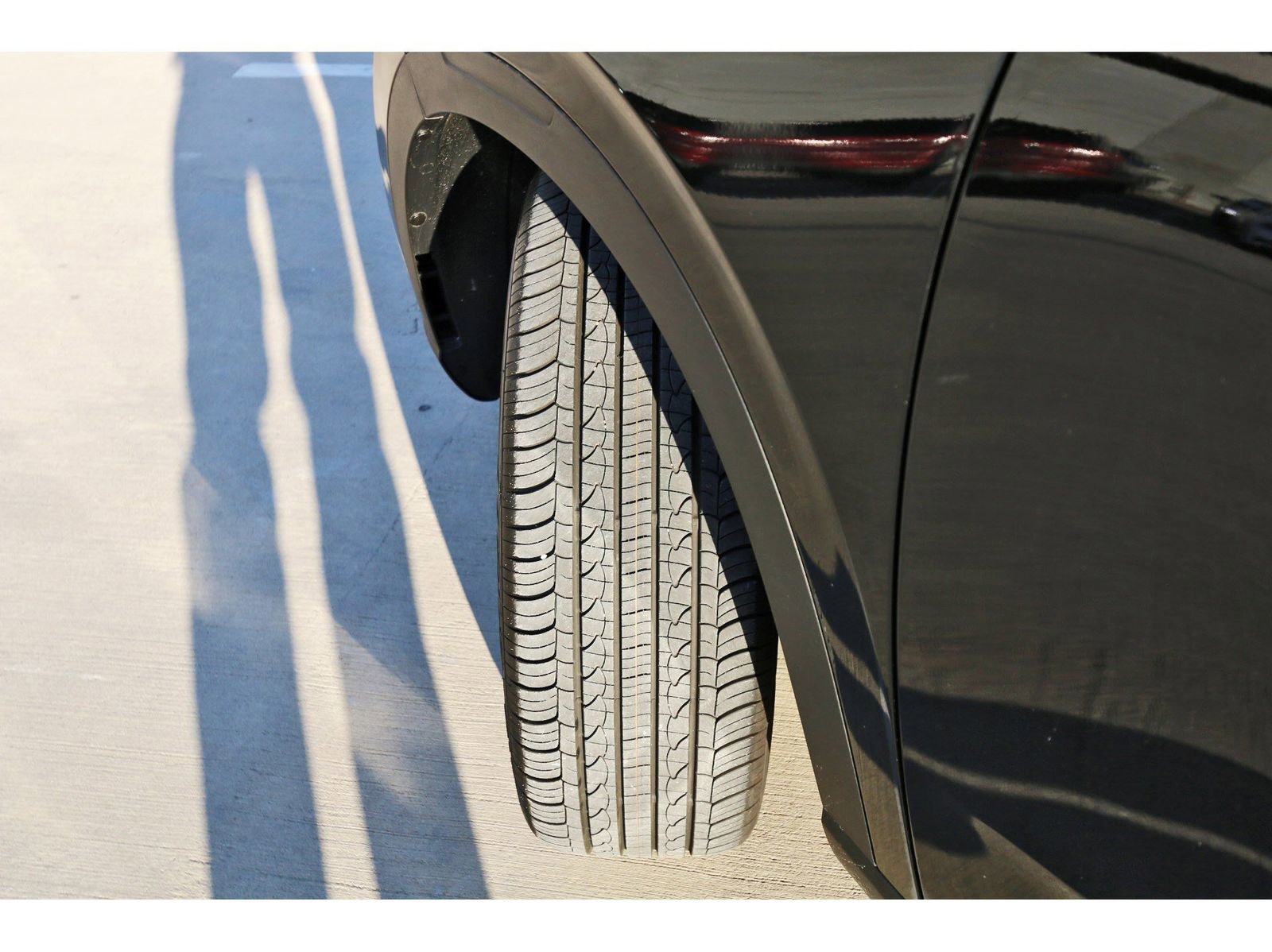 Certified 2025 Hyundai Venue SEL image 31