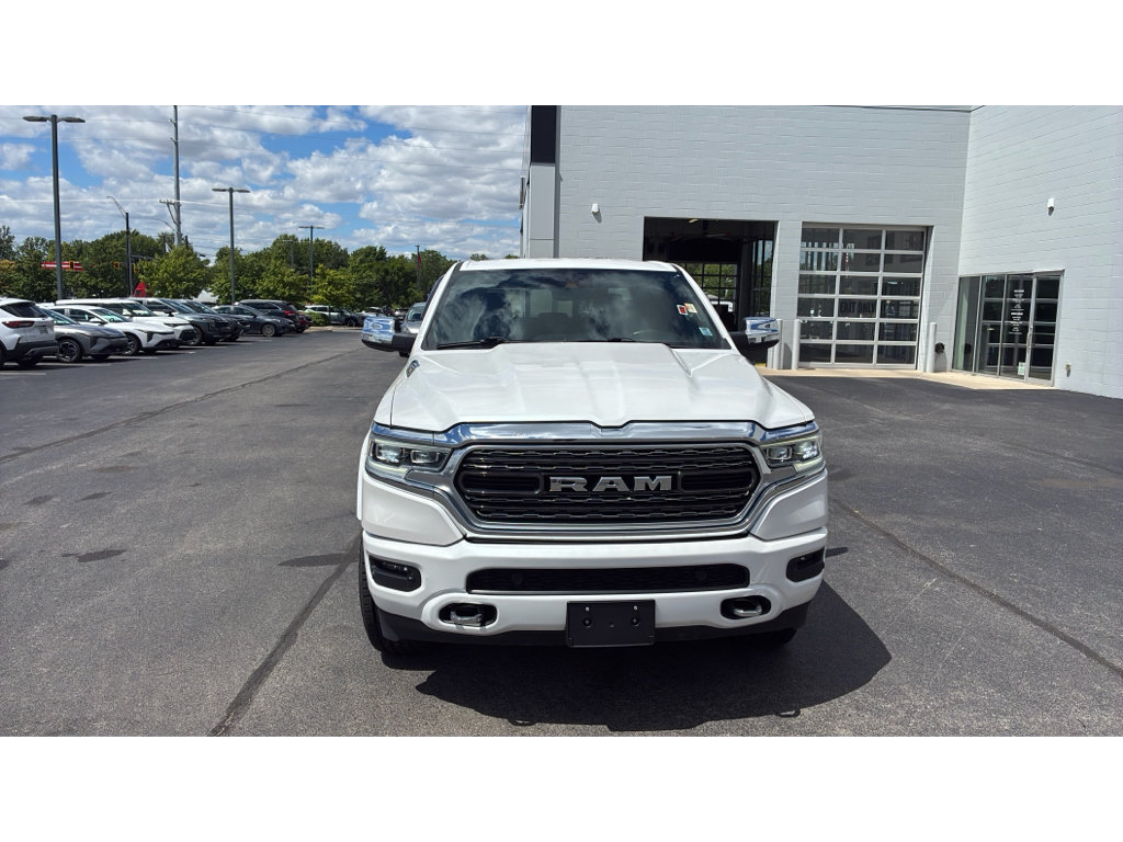 Used 2022 RAM 1500 Limited w/ Body-Colour Bumper Group AWD/4WD image 8