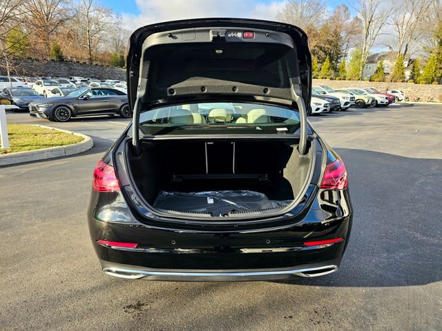 New 2026 Mercedes-Benz C 300 4MATIC Sedan image 9