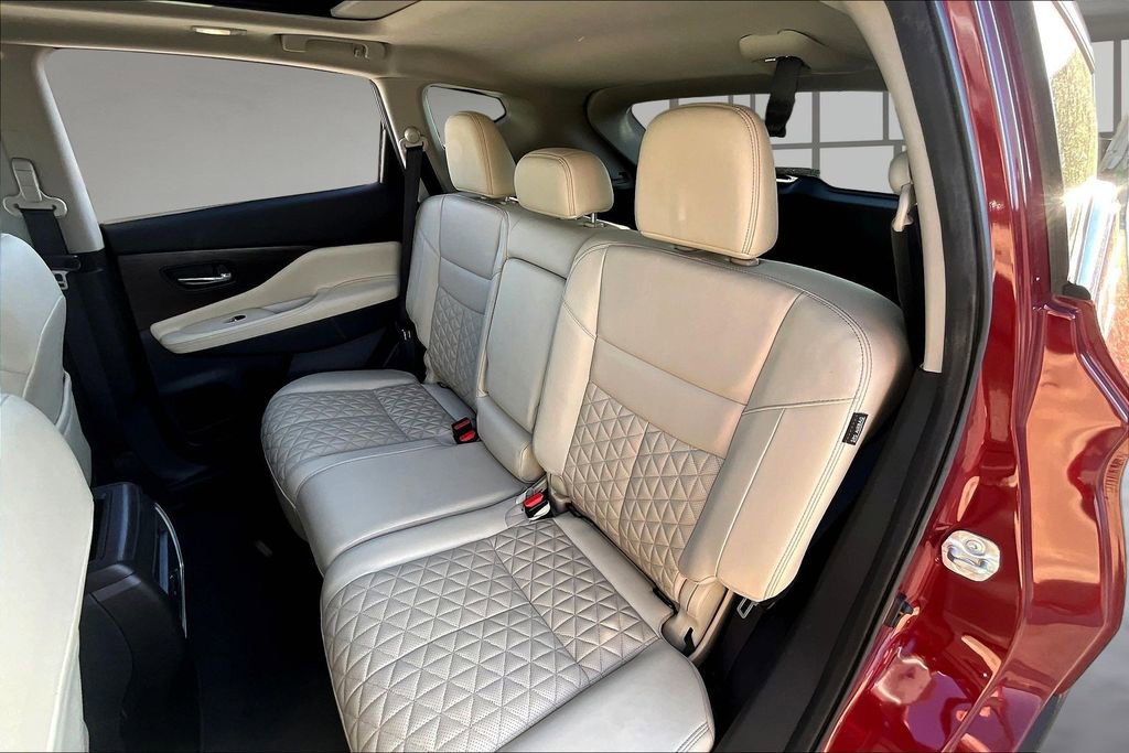 Used 2021 Nissan Murano Platinum w/ Cargo Package image 21