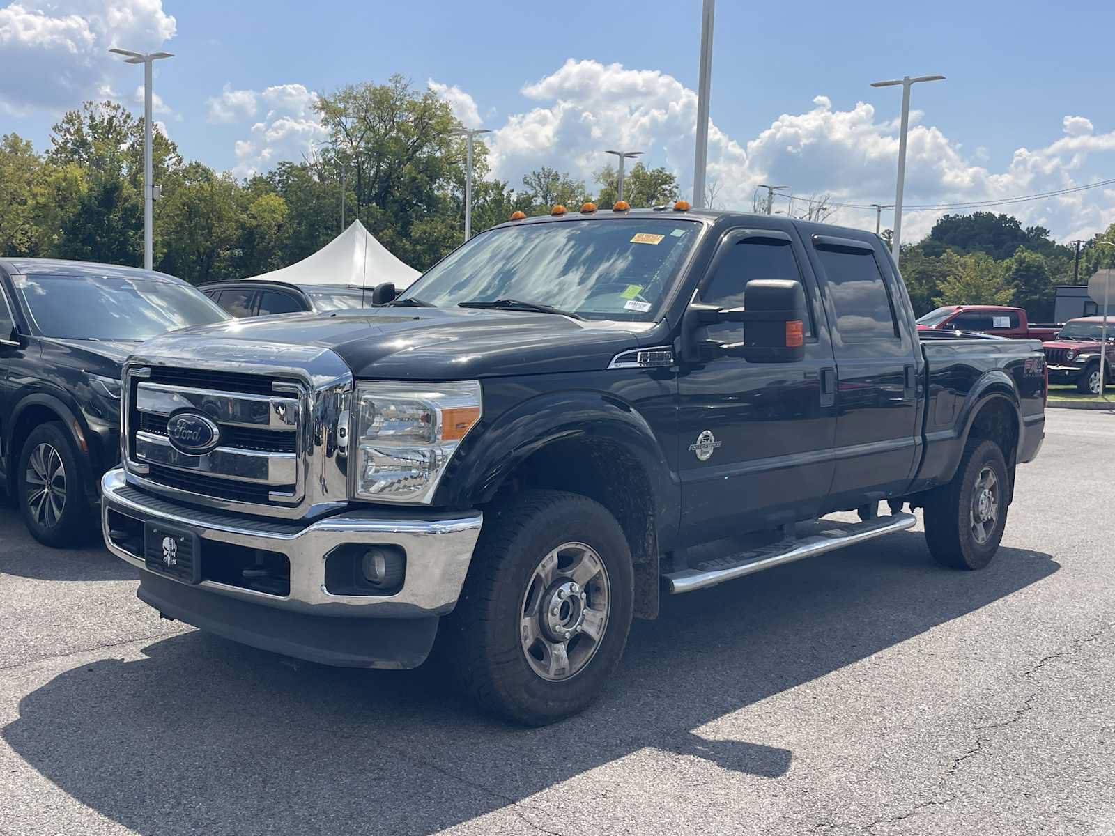 Used 2016 Ford F250 XLT w/ XLT Value Package AWD/4WD image 3
