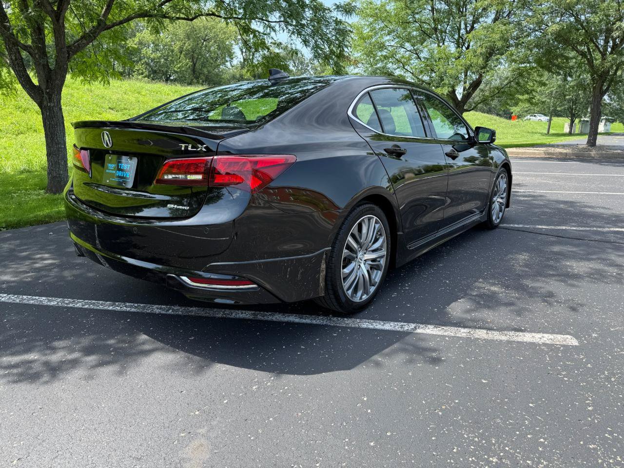 Used 2015 Acura TLX V6 SH-AWD w/ Advance Package image 3