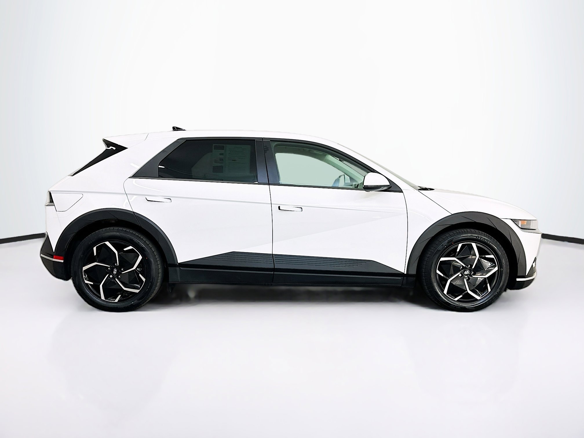 Used 2024 Hyundai Ioniq 5 SEL AWD/4WD image 10