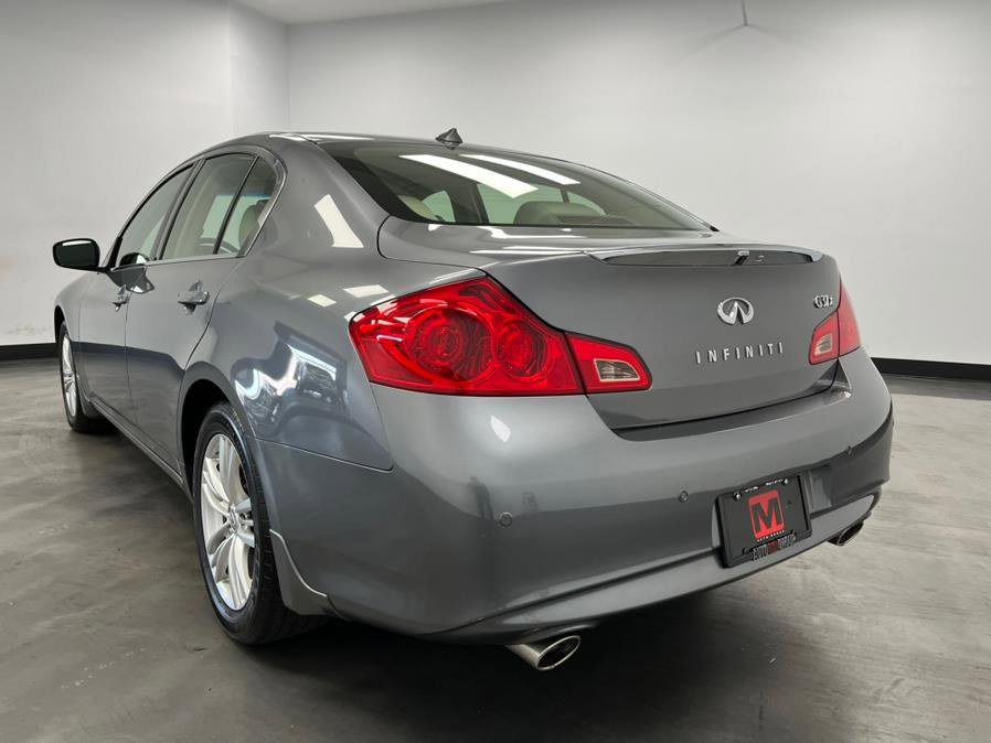 Used 2013 INFINITI G37 x Sedan w/ Premium Pkg image 4
