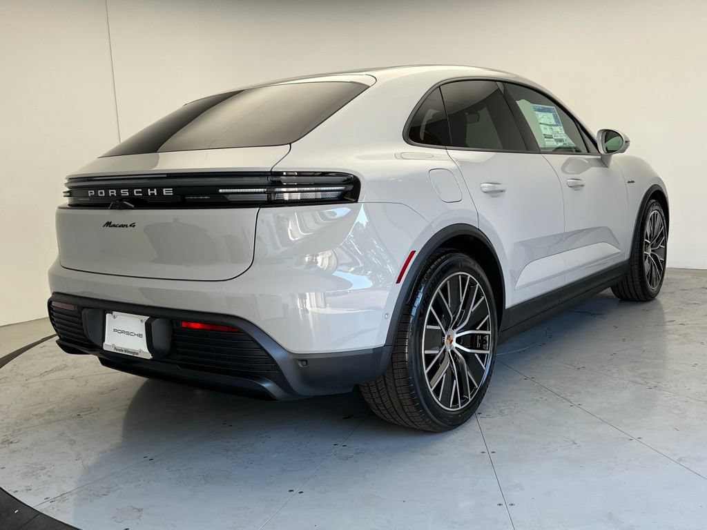 New 2026 Porsche Macan 4 Electric AWD/4WD image 22
