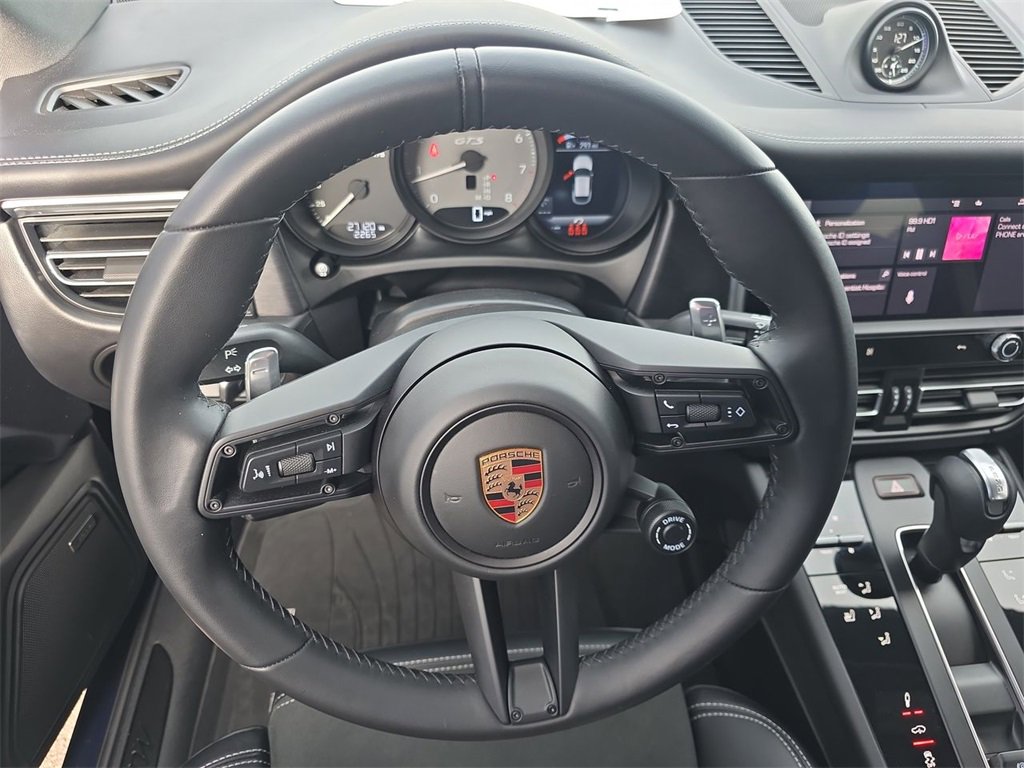 Used 2024 Porsche Macan GTS image 13