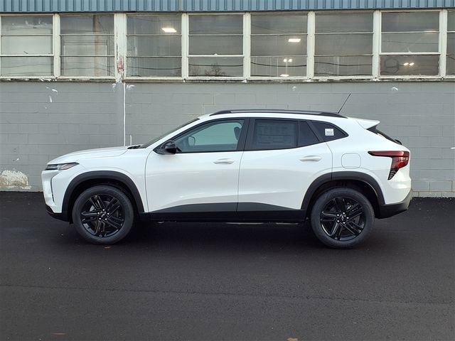 New 2026 Chevrolet Trax ACTIV w/ Driver Confidence Package image 2