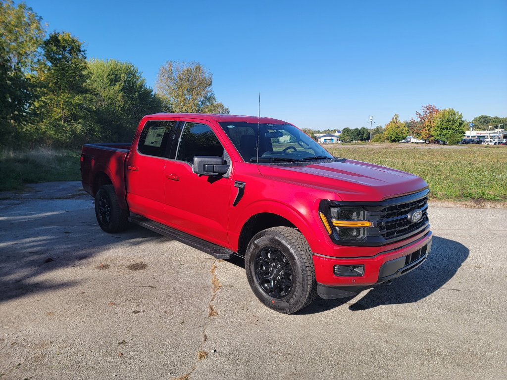 New 2025 Ford F150 XLT image 3