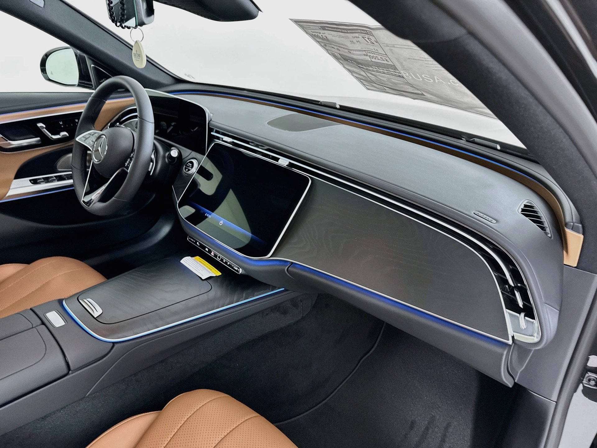 New 2027 Mercedes-Benz E 350 4MATIC Sedan image 31