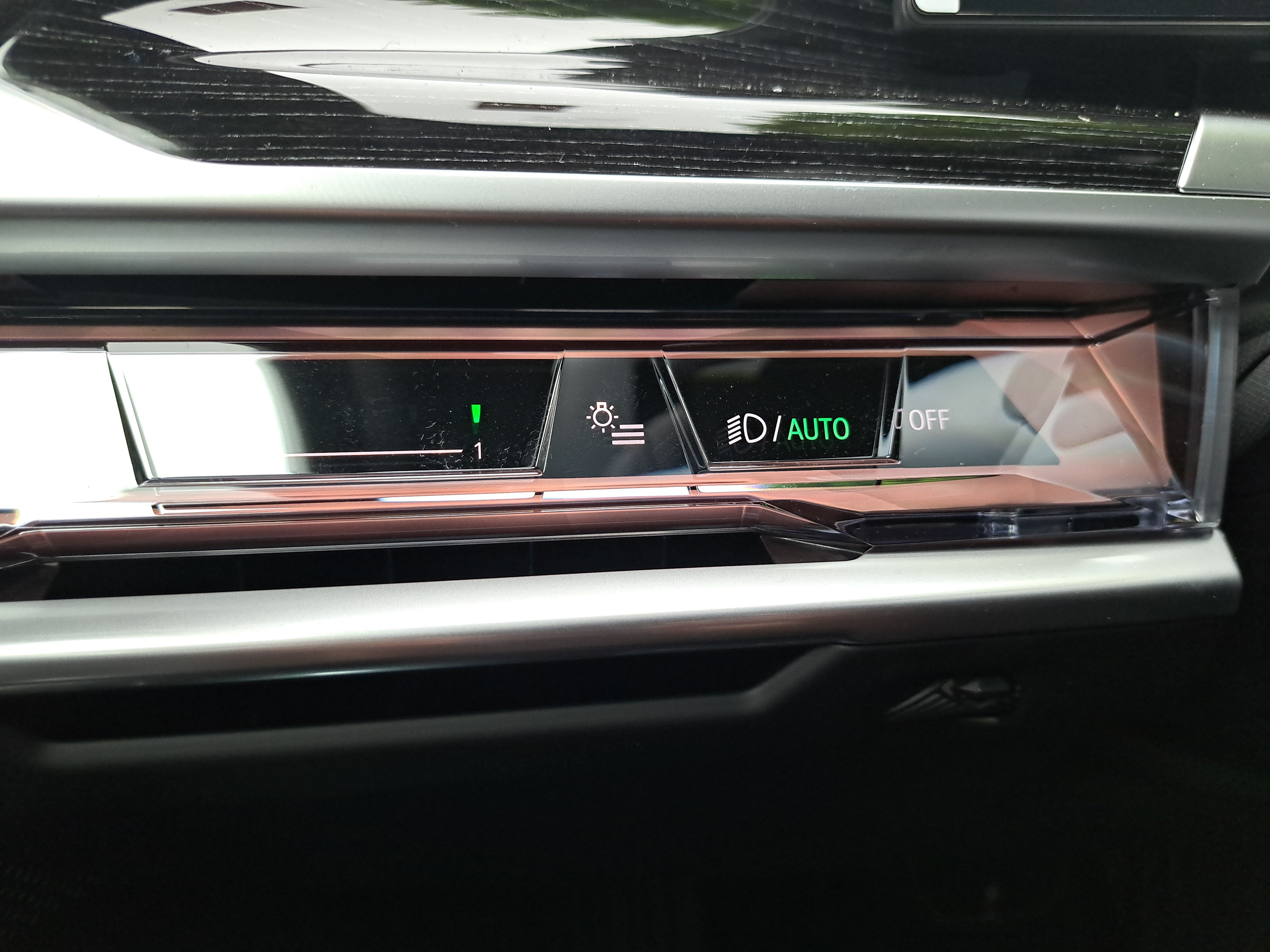 New 2026 BMW 740i RWD image 26