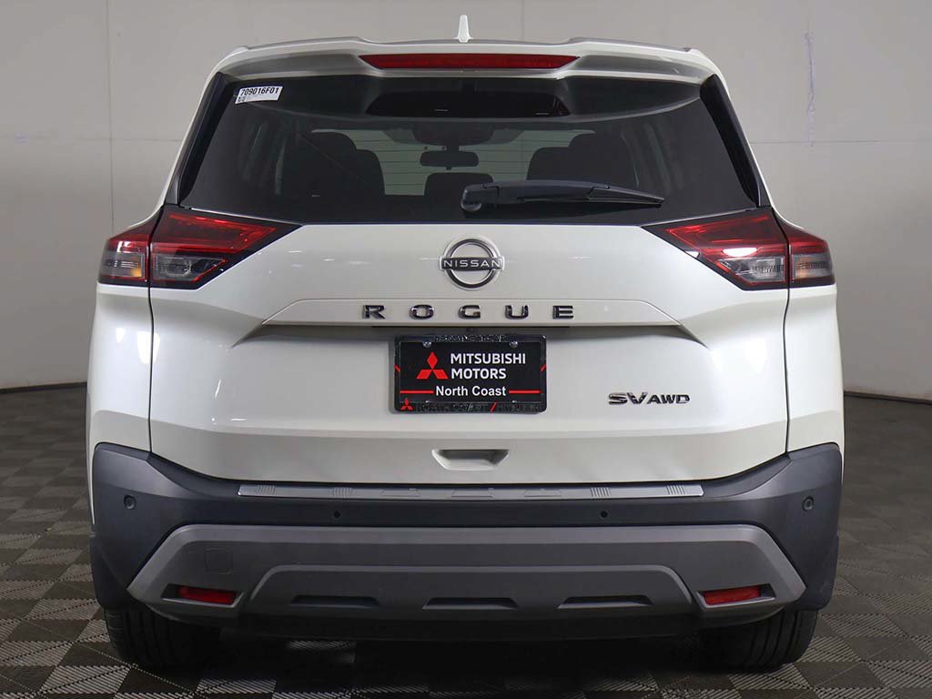 Used 2022 Nissan Rogue SV AWD/4WD image 10