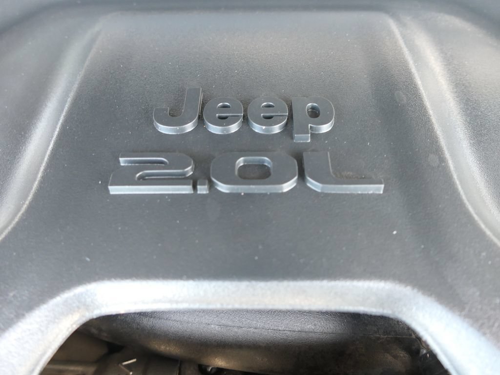 Used 2023 Jeep Wrangler Unlimited Sahara AWD/4WD image 27