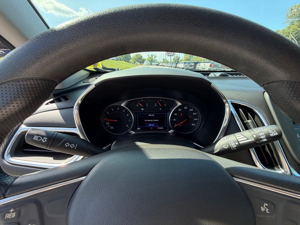 Used 2019 Chevrolet Equinox LT AWD/4WD image 28