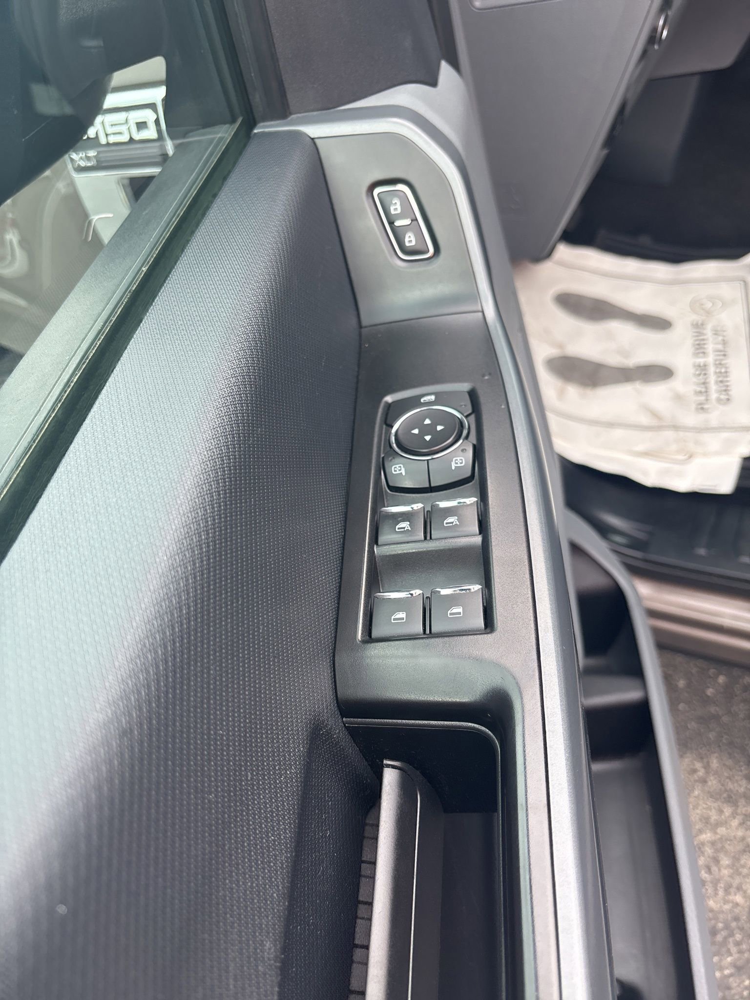 Used 2022 Ford F150 XLT image 29