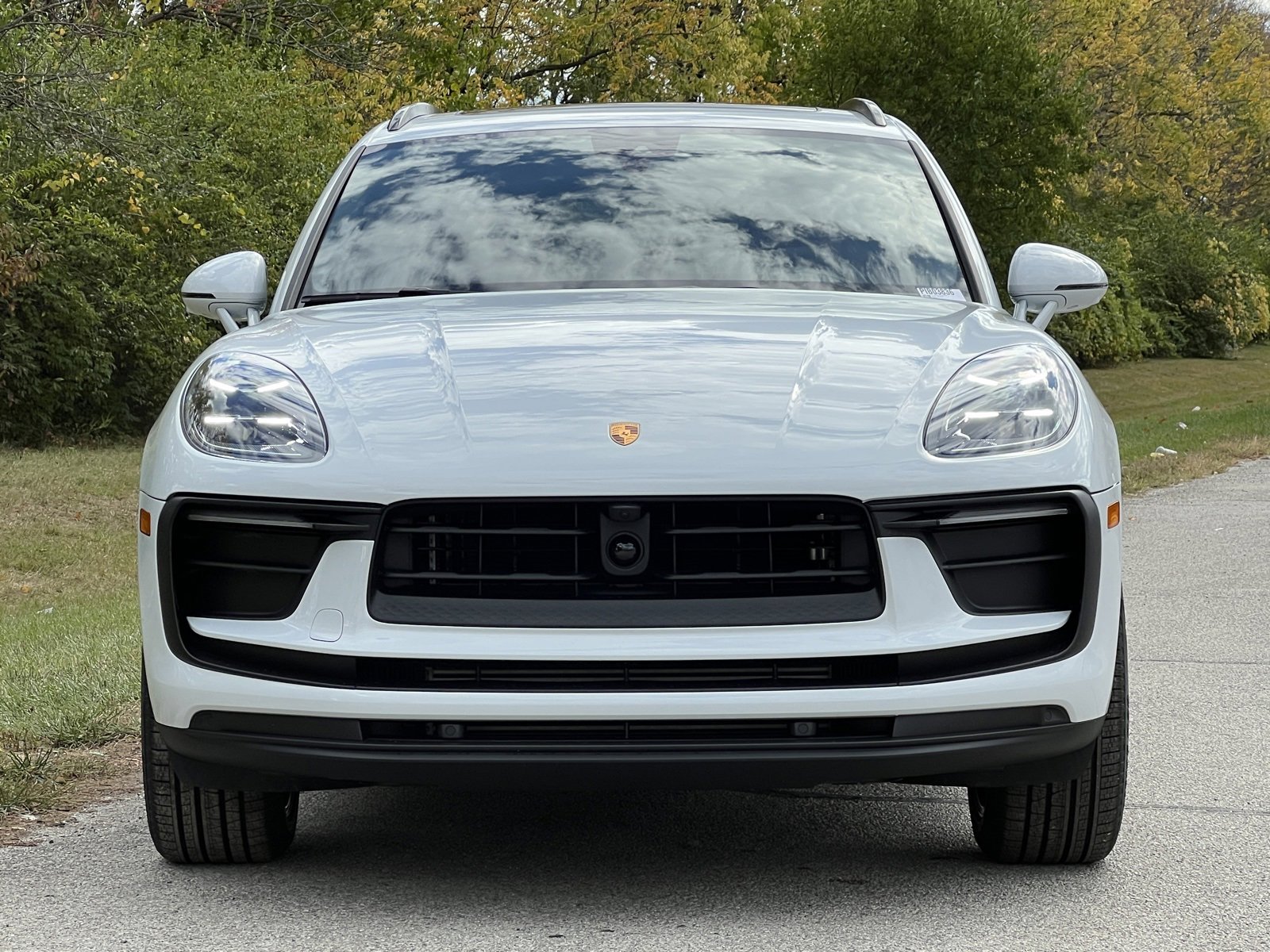 New 2026 Porsche Macan image 7