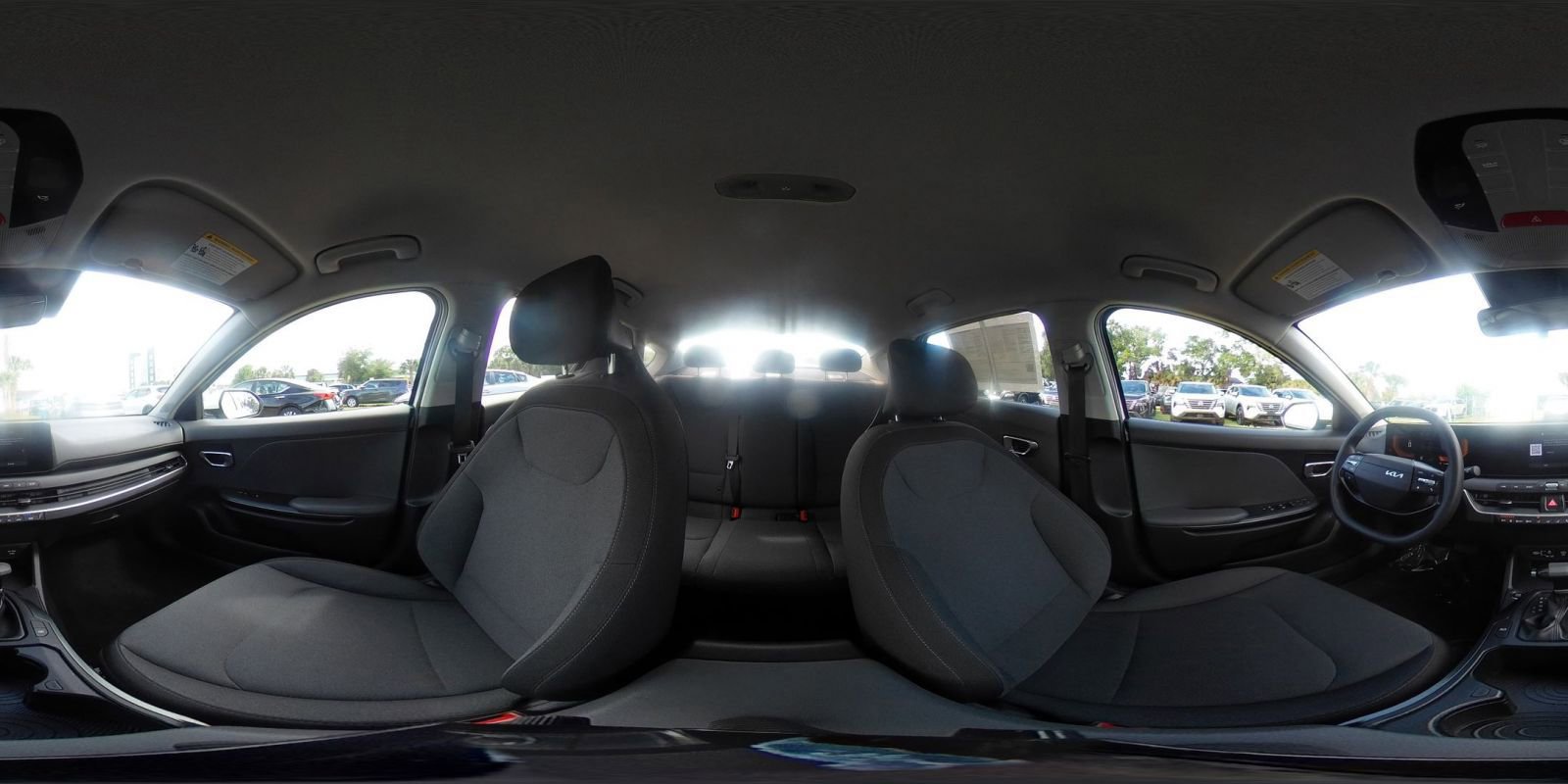 Used 2025 Kia K4 FWD image 44