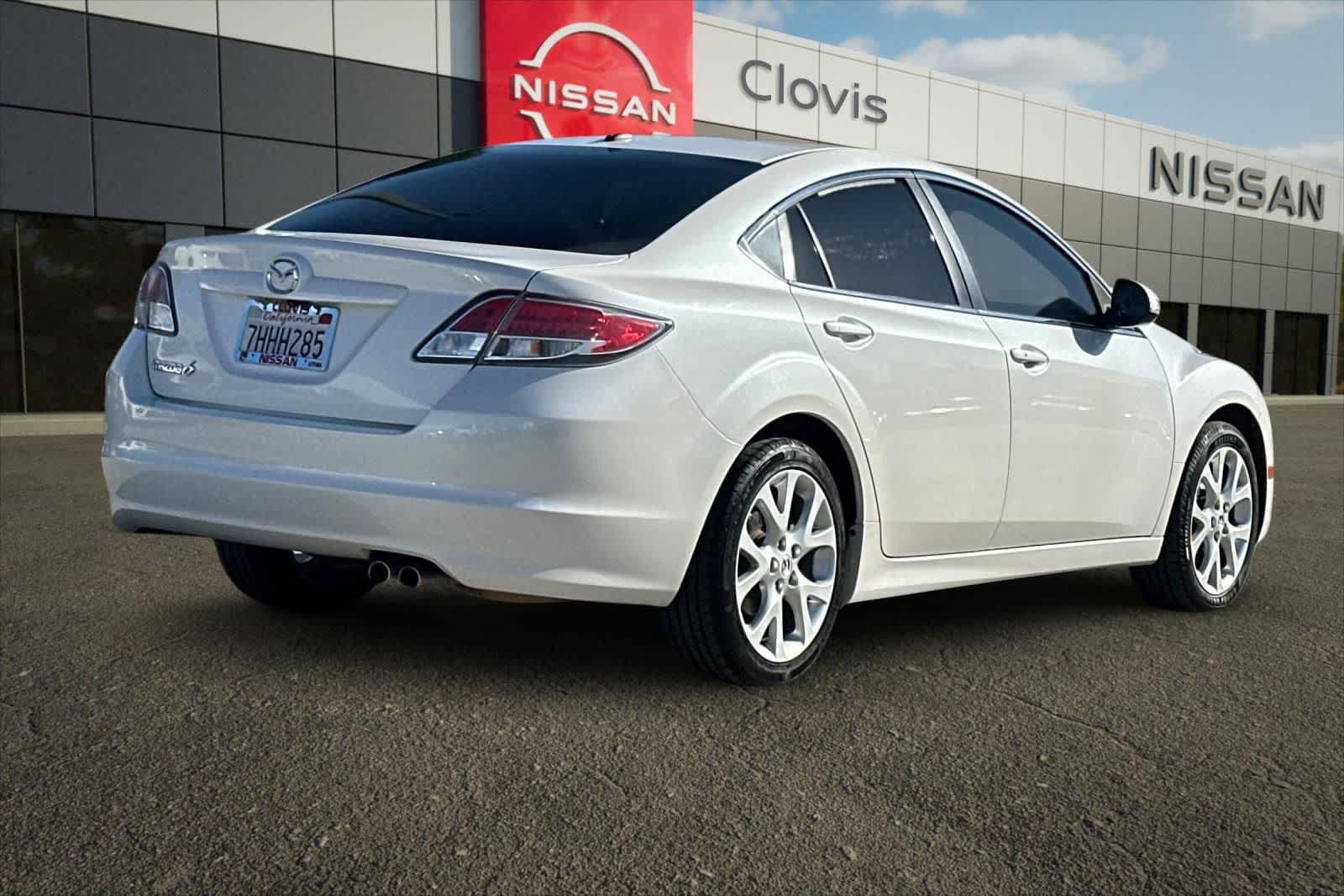 Used 2013 MAZDA MAZDA6 i Grand Touring w/ Technology Pkg FWD image 3