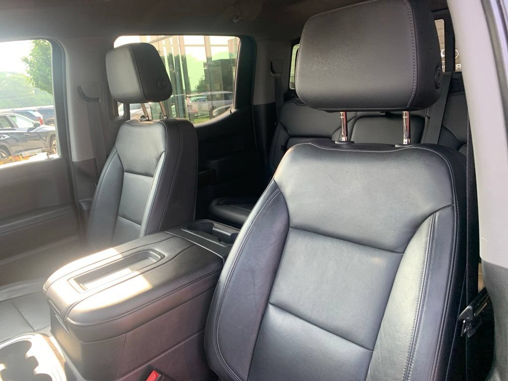 Used 2020 Chevrolet Silverado 1500 LT Trail Boss AWD/4WD image 17