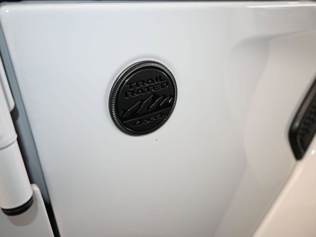 Used 2024 Jeep Gladiator Sport image 46