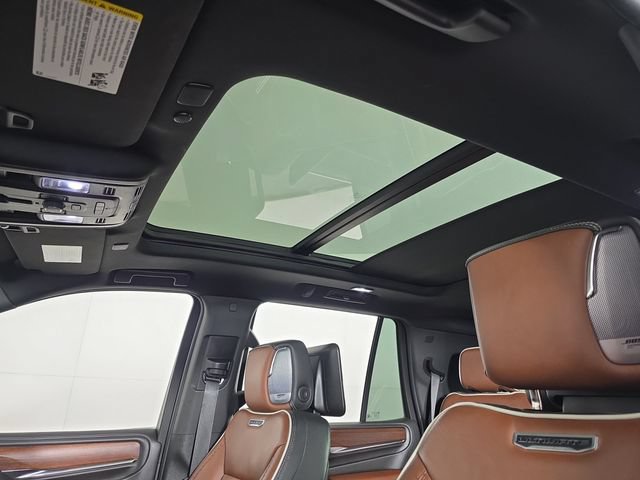 Used 2024 GMC Yukon Denali Ultimate AWD/4WD image 27