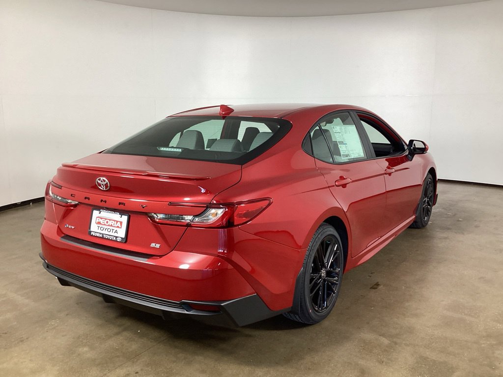 Used 2026 Toyota Camry SE w/ Convenience Package FWD image 5