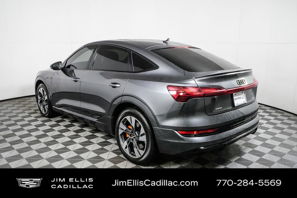 Used 2021 Audi e-tron Premium image 3