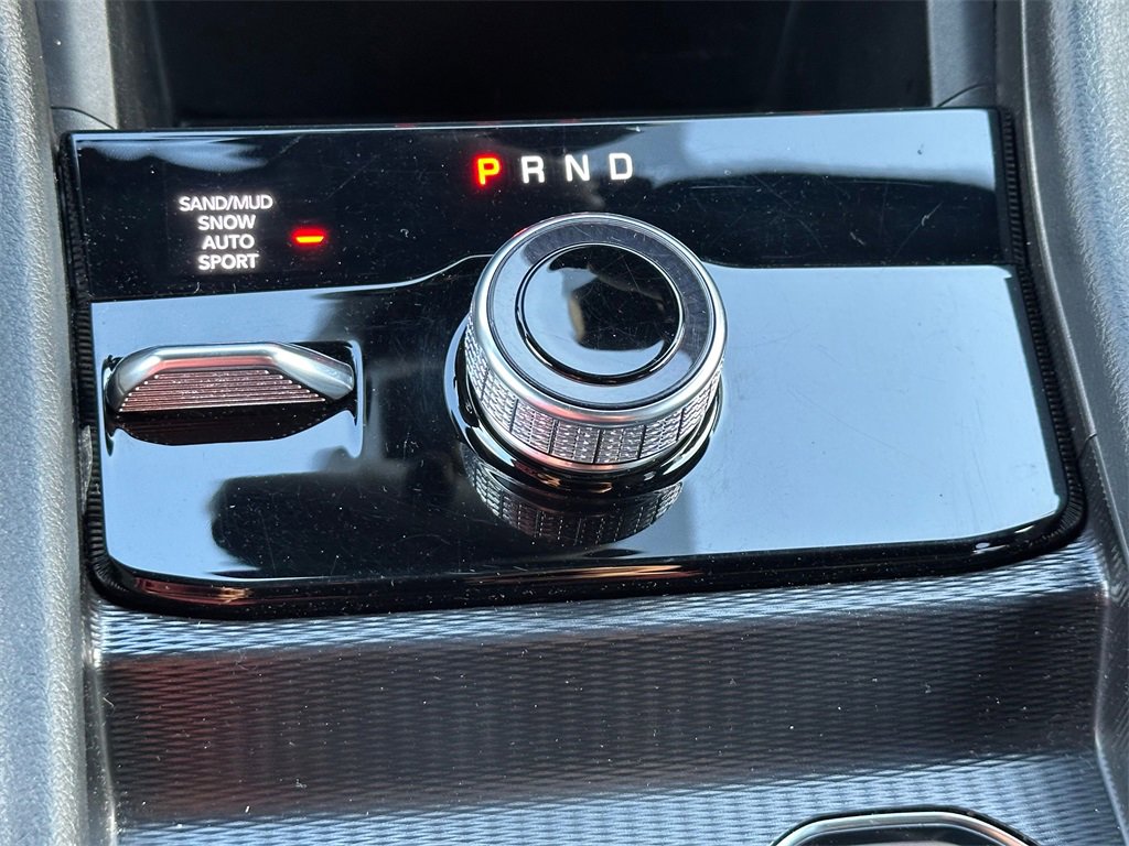 Used 2024 Jeep Grand Cherokee Limited image 28