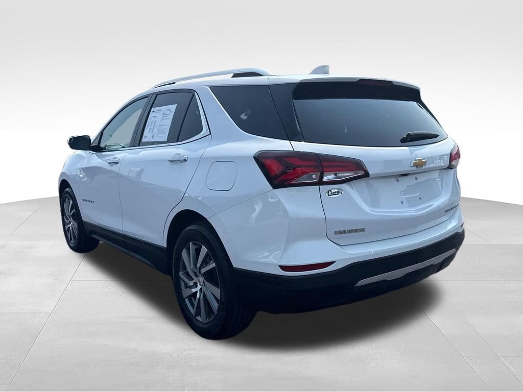 Used 2023 Chevrolet Equinox Premier AWD/4WD image 3
