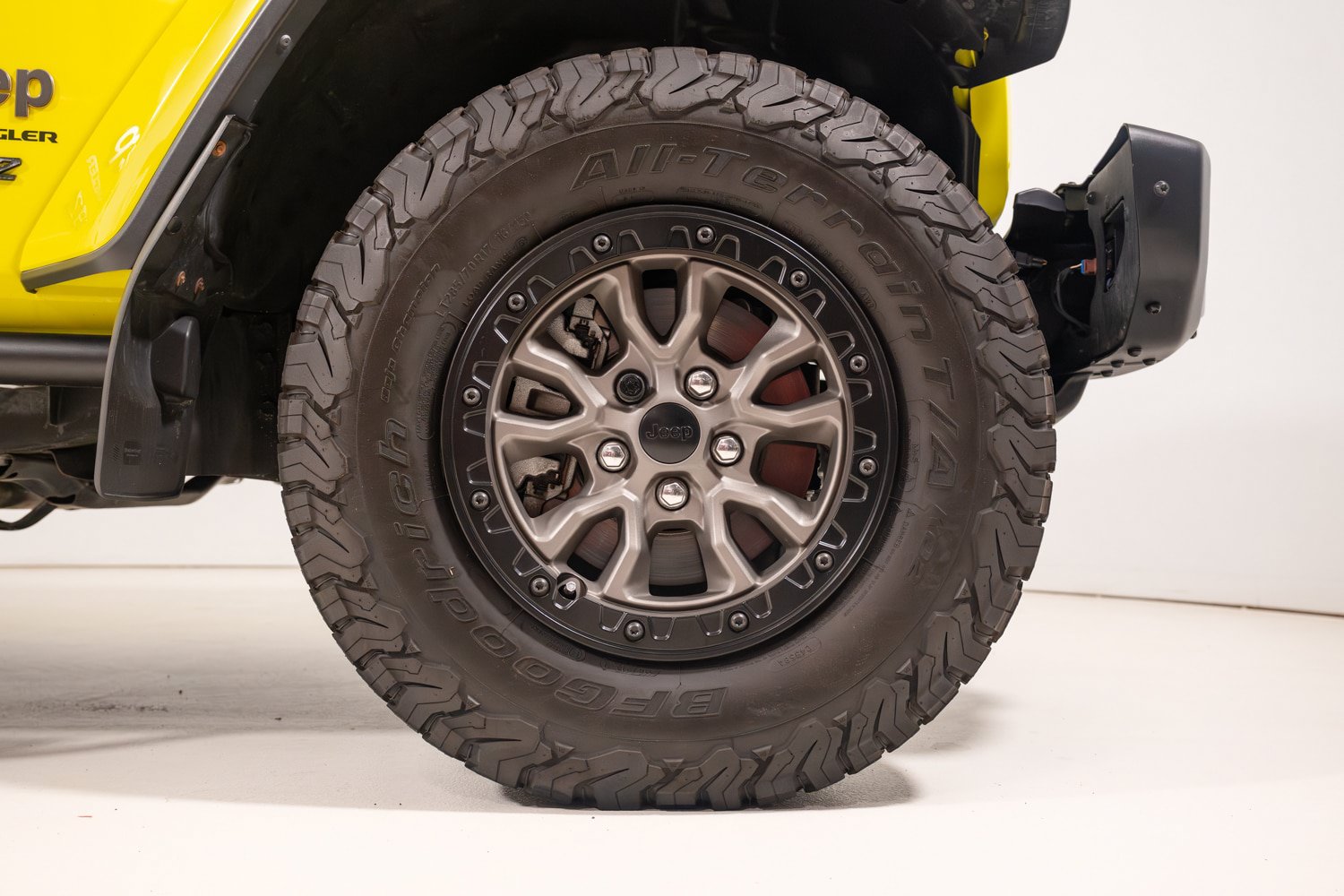 Used 2023 Jeep Wrangler Unlimited Rubicon 392 w/ Trailer Tow Package AWD/4WD image 12