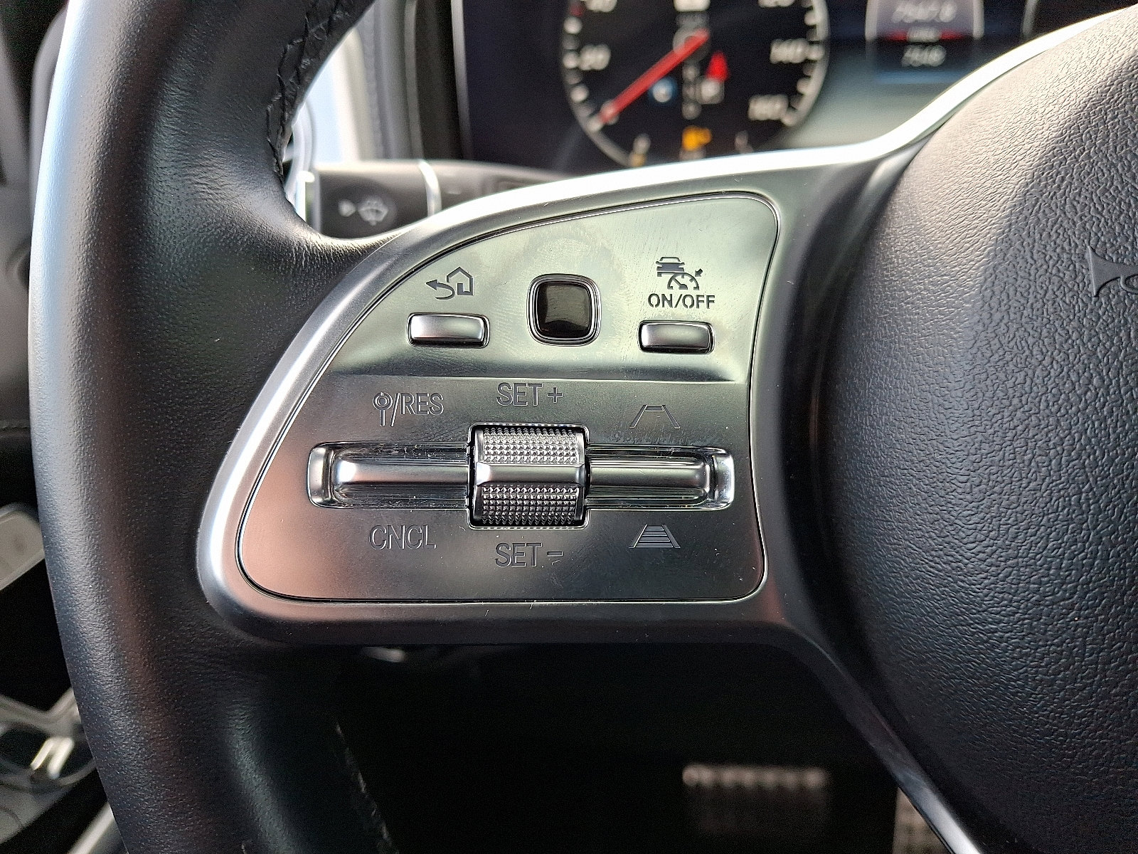 Used 2022 Mercedes-Benz G 550 4MATIC image 21