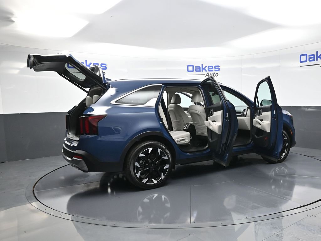 New 2025 Kia Sorento EX image 57
