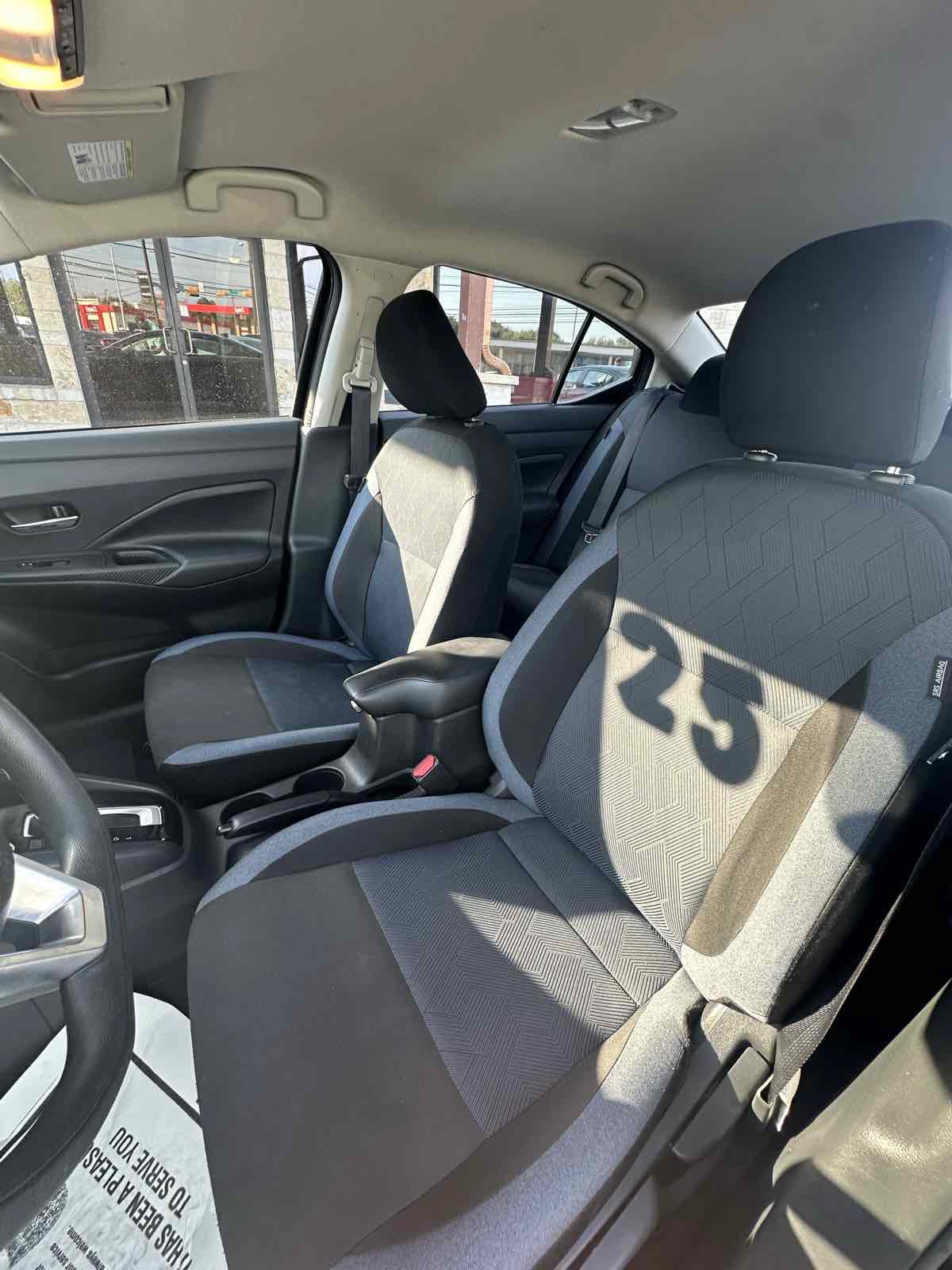 Used 2025 Nissan Versa SV w/ Trunk Package FWD image 9