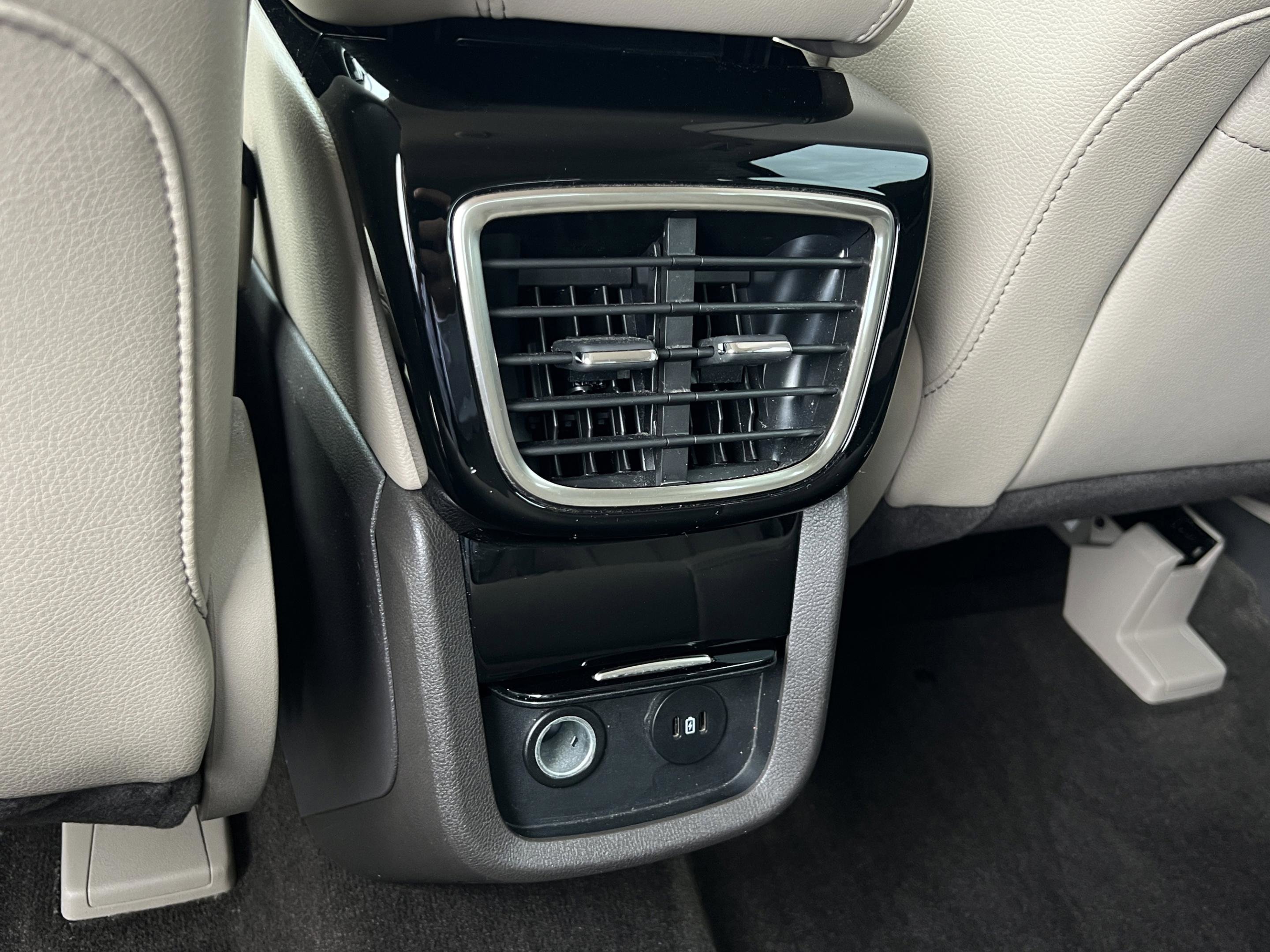 Certified 2023 Lincoln Nautilus FWD w/ Premium Package image 23