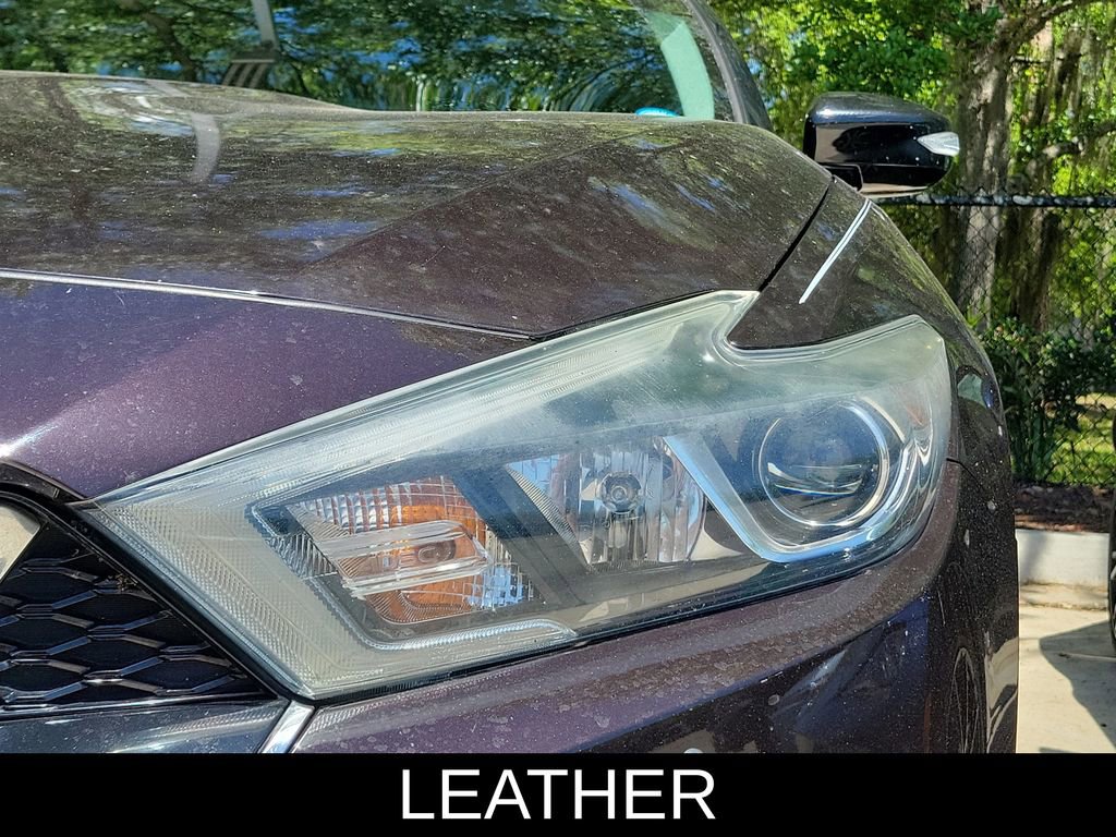 Used 2016 Nissan Maxima SR w/ Interior Lighting Package image 2