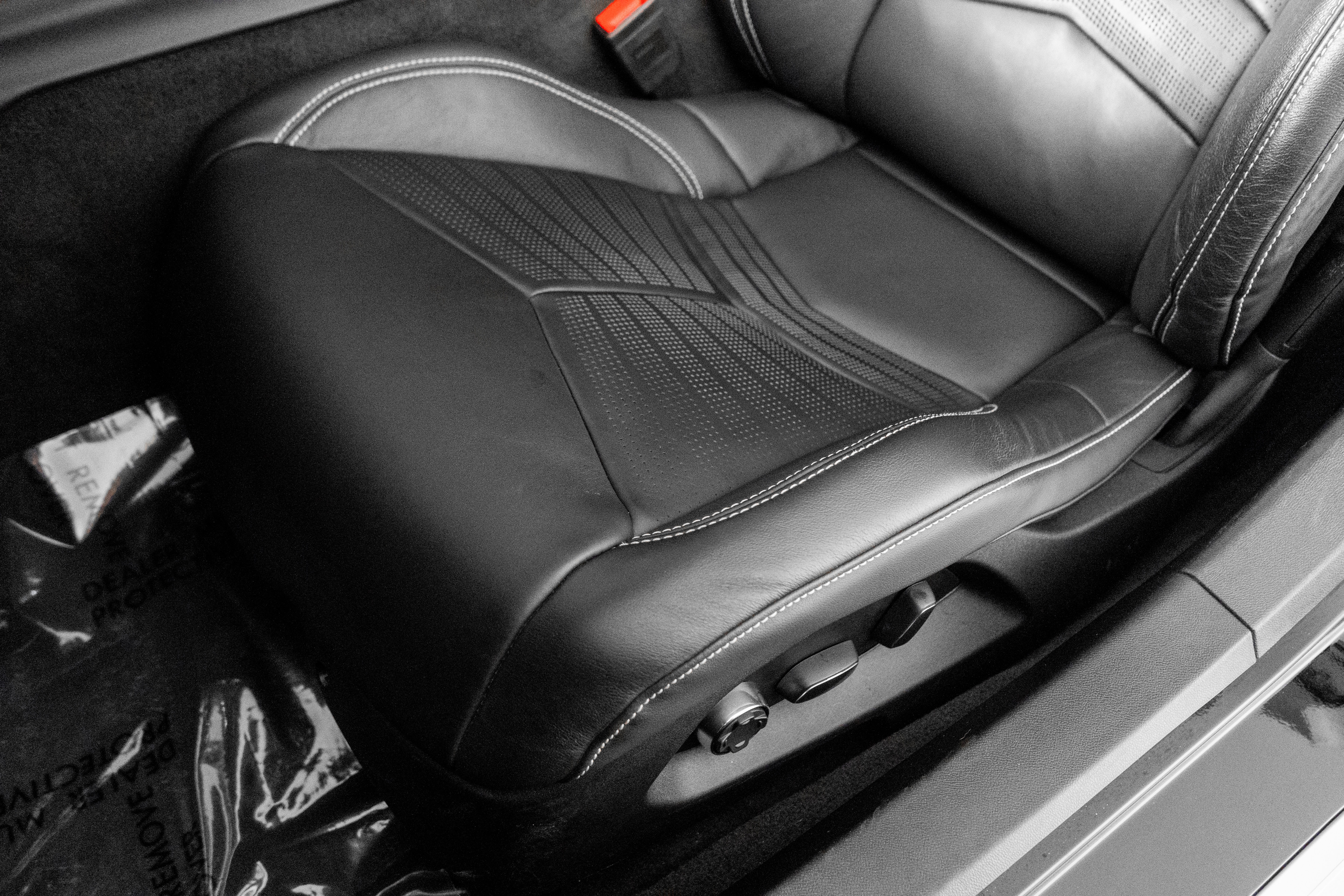 Used 2020 Chevrolet Corvette Stingray Preferred Cpe w/ 2LT image 28