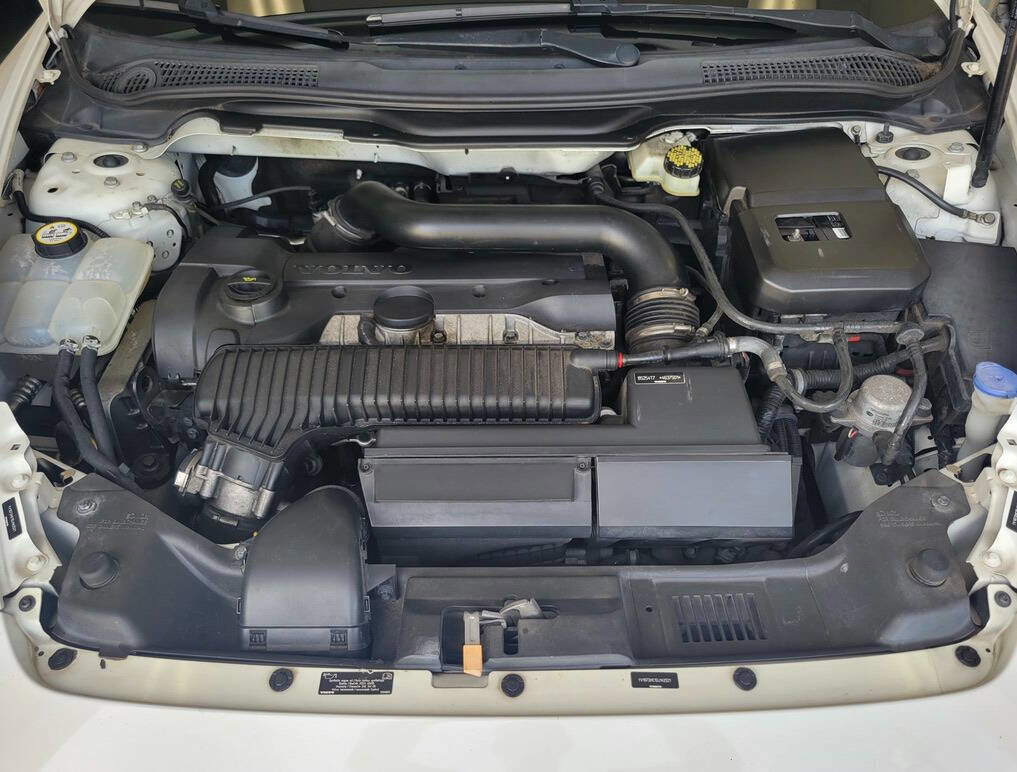 Used 2013 Volvo C70 T5 image 29