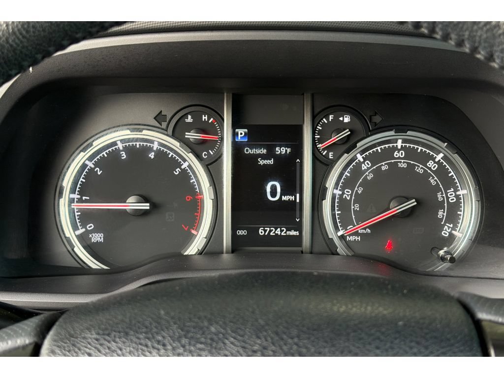 Used 2022 Toyota 4Runner TRD Pro AWD/4WD image 30
