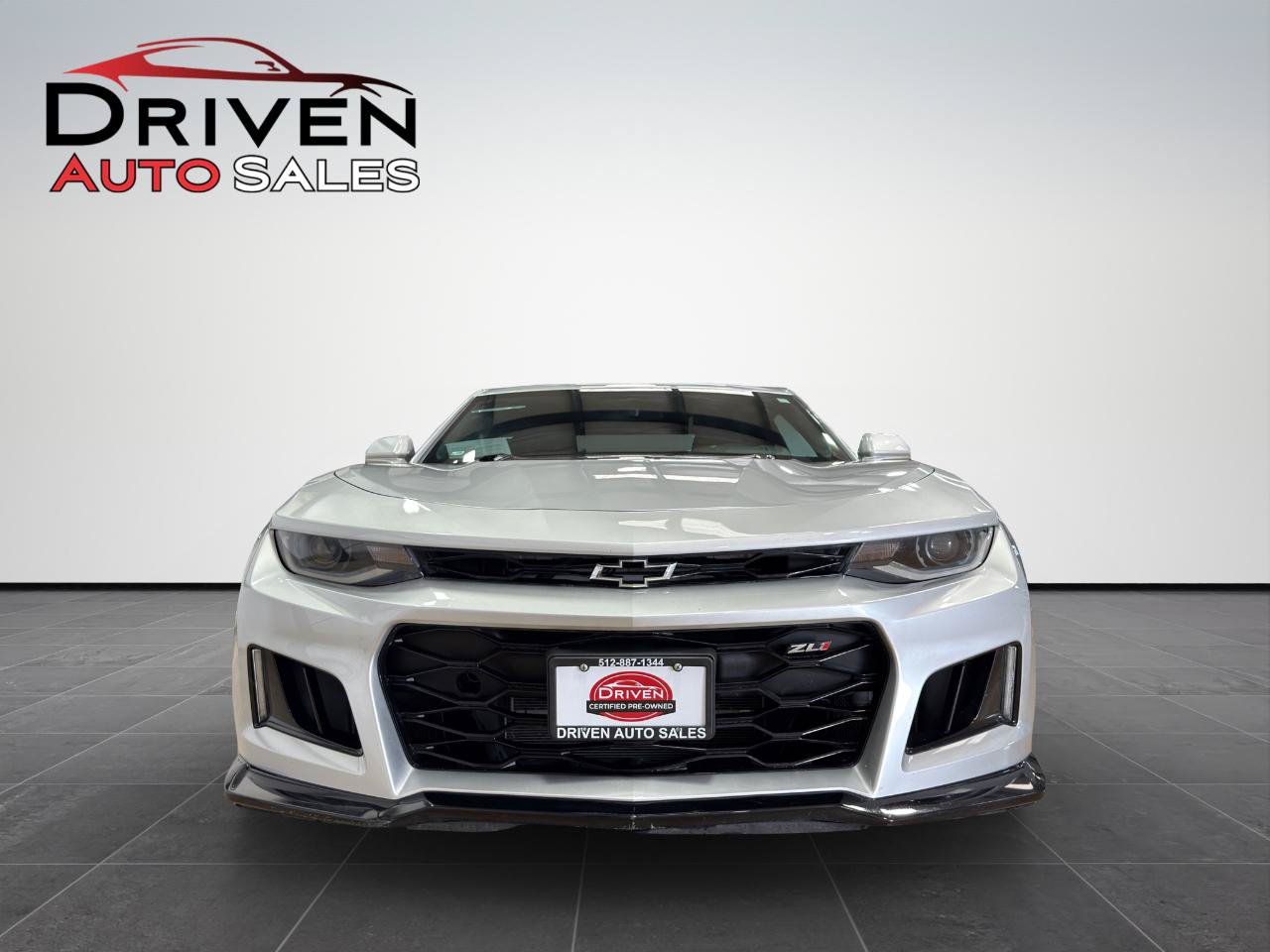 Used 2018 Chevrolet Camaro ZL1 RWD image 7