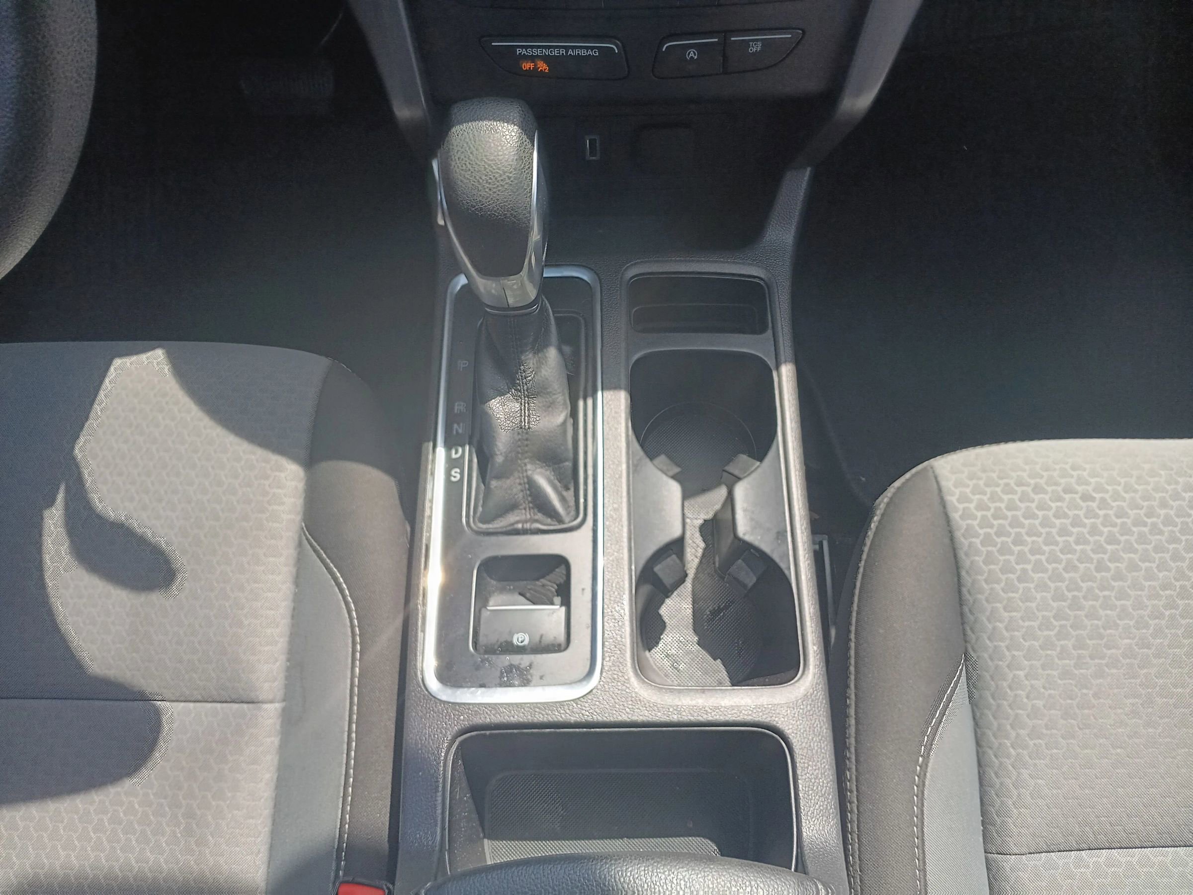 Used 2019 Ford Escape SE image 19