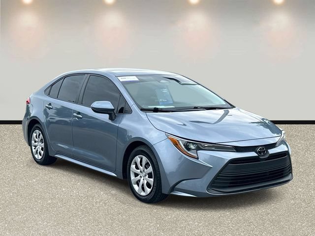 Used 2024 Toyota Corolla LE FWD image 3