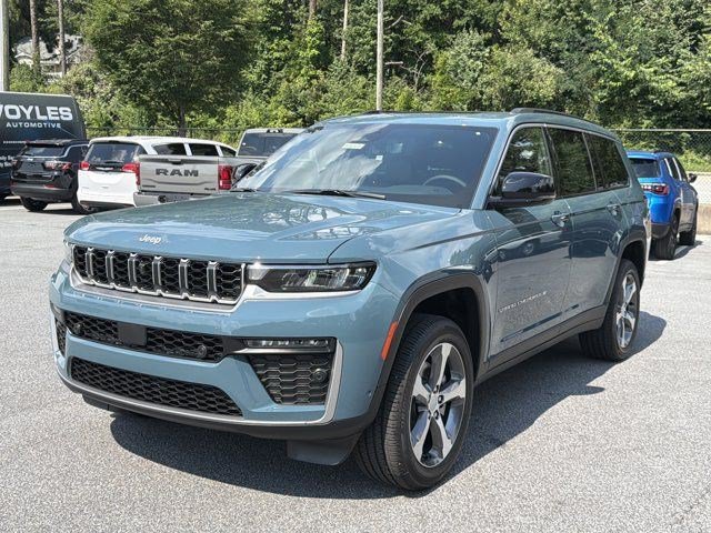 Used 2026 Jeep Grand Cherokee L Limited w/ Luxury Tech Group II AWD/4WD image 3