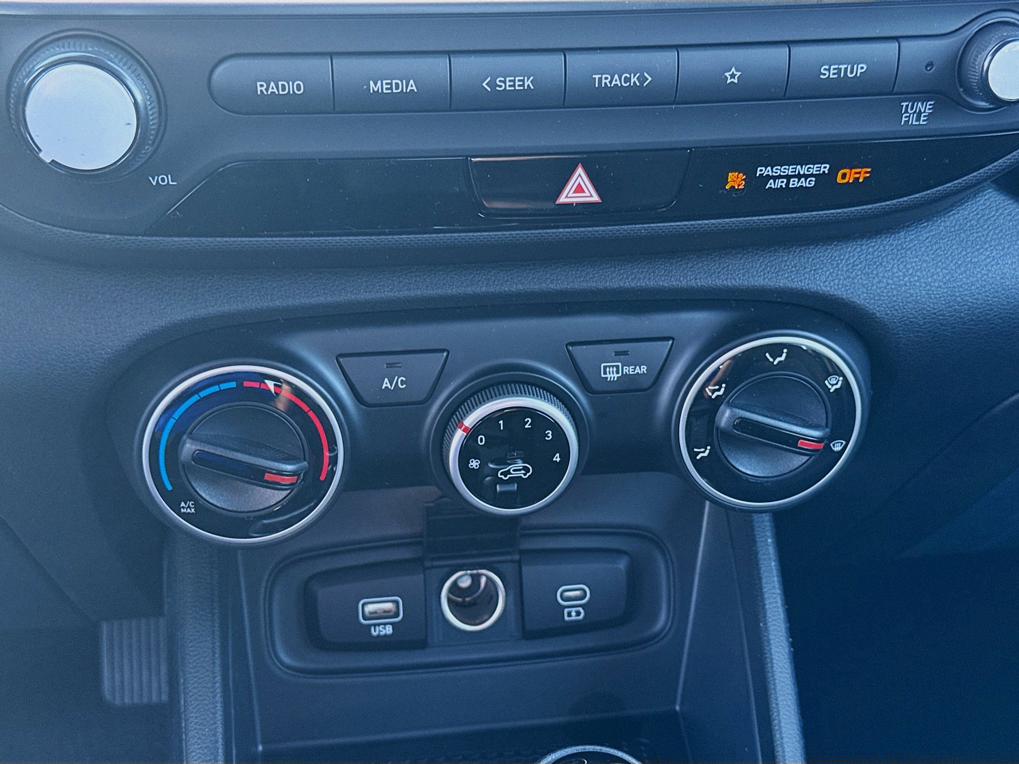 New 2026 Hyundai Venue SE image 12