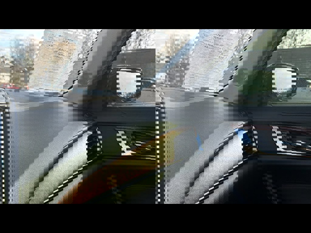 Used 2019 Cadillac CTS Luxury image 16