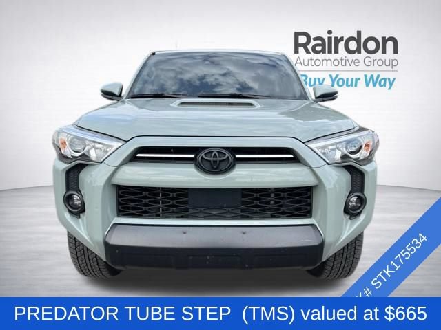 Used 2023 Toyota 4Runner TRD Off-Road Premium w/ Moonroof Package AWD/4WD image 2