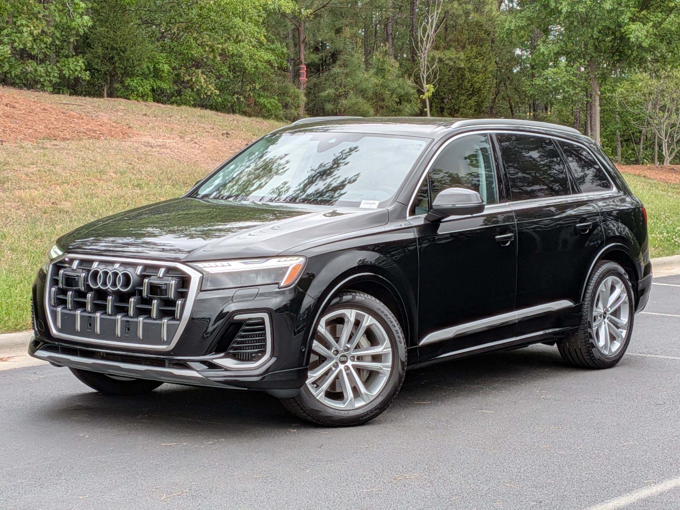 Used 2025 Audi Q7 3.0T Prestige AWD/4WD image 1