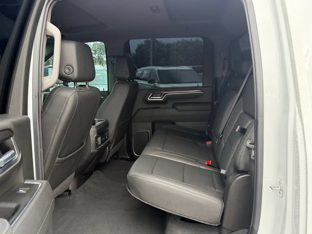 Used 2026 Chevrolet Silverado 2500 LTZ w/ LTZ Convenience Package AWD/4WD image 11