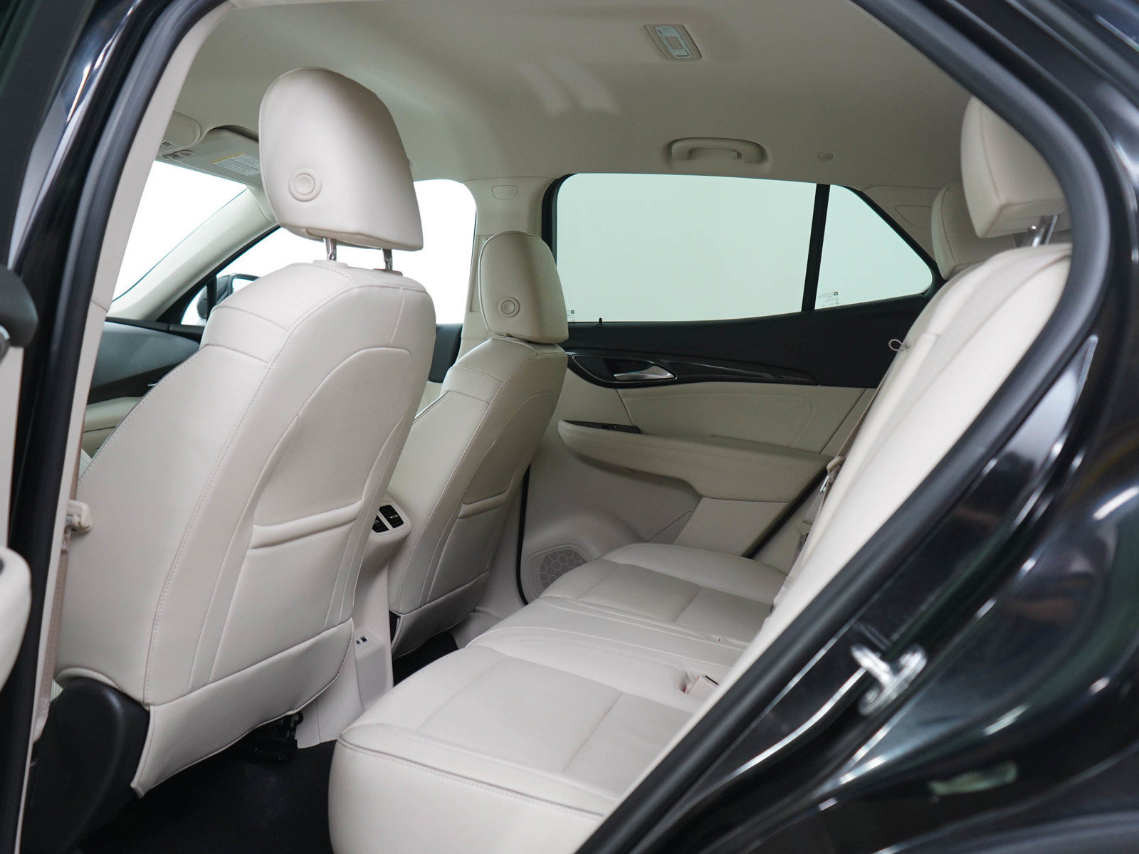 Used 2021 Buick Envision Essence AWD/4WD image 18