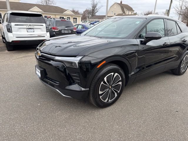 Used 2024 Chevrolet Blazer EV LT image 2