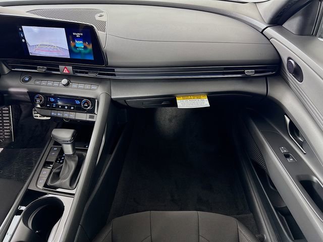 New 2025 Hyundai Elantra SEL image 35