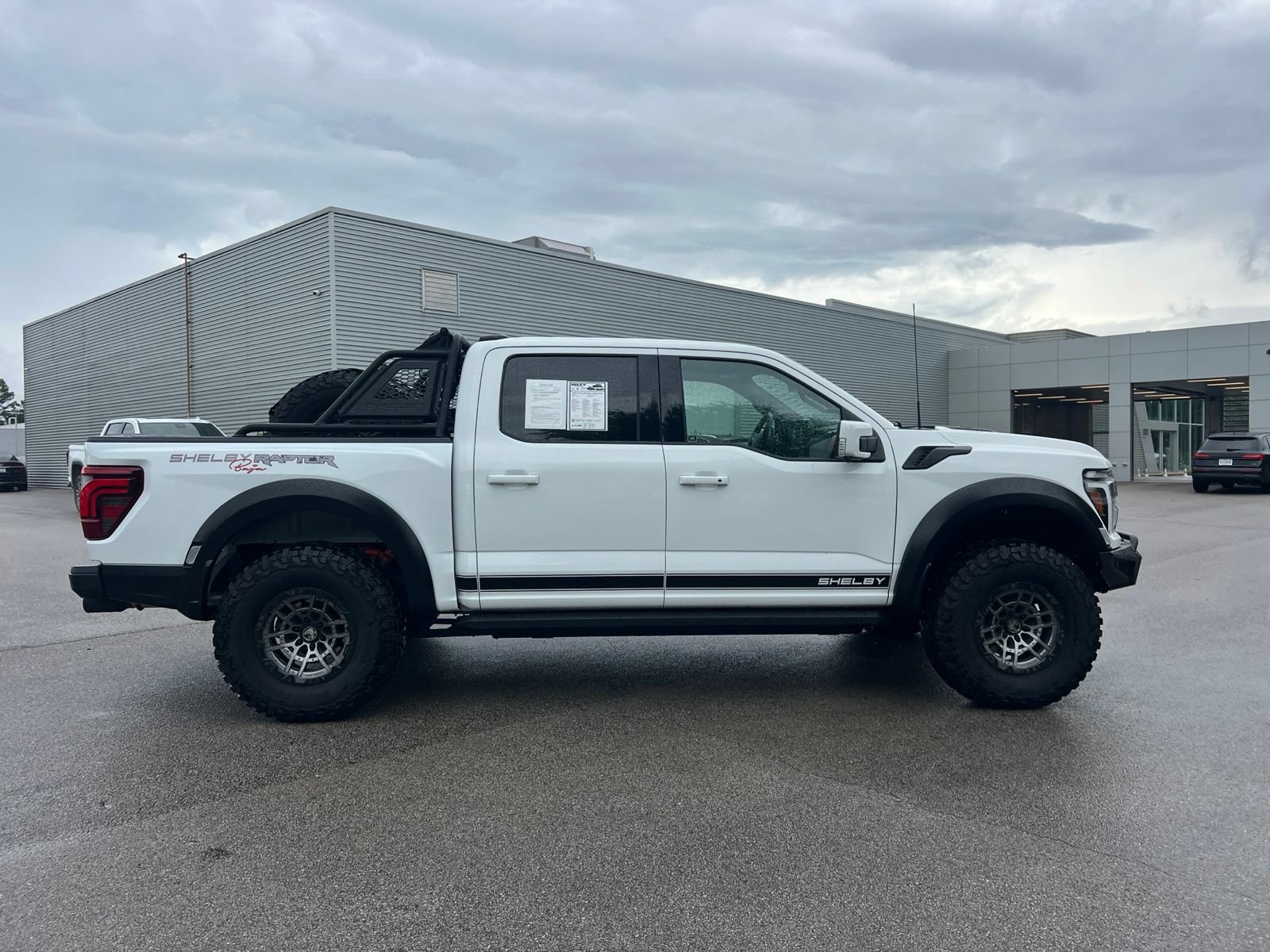 Used 2025 Ford F150 Raptor AWD/4WD image 4
